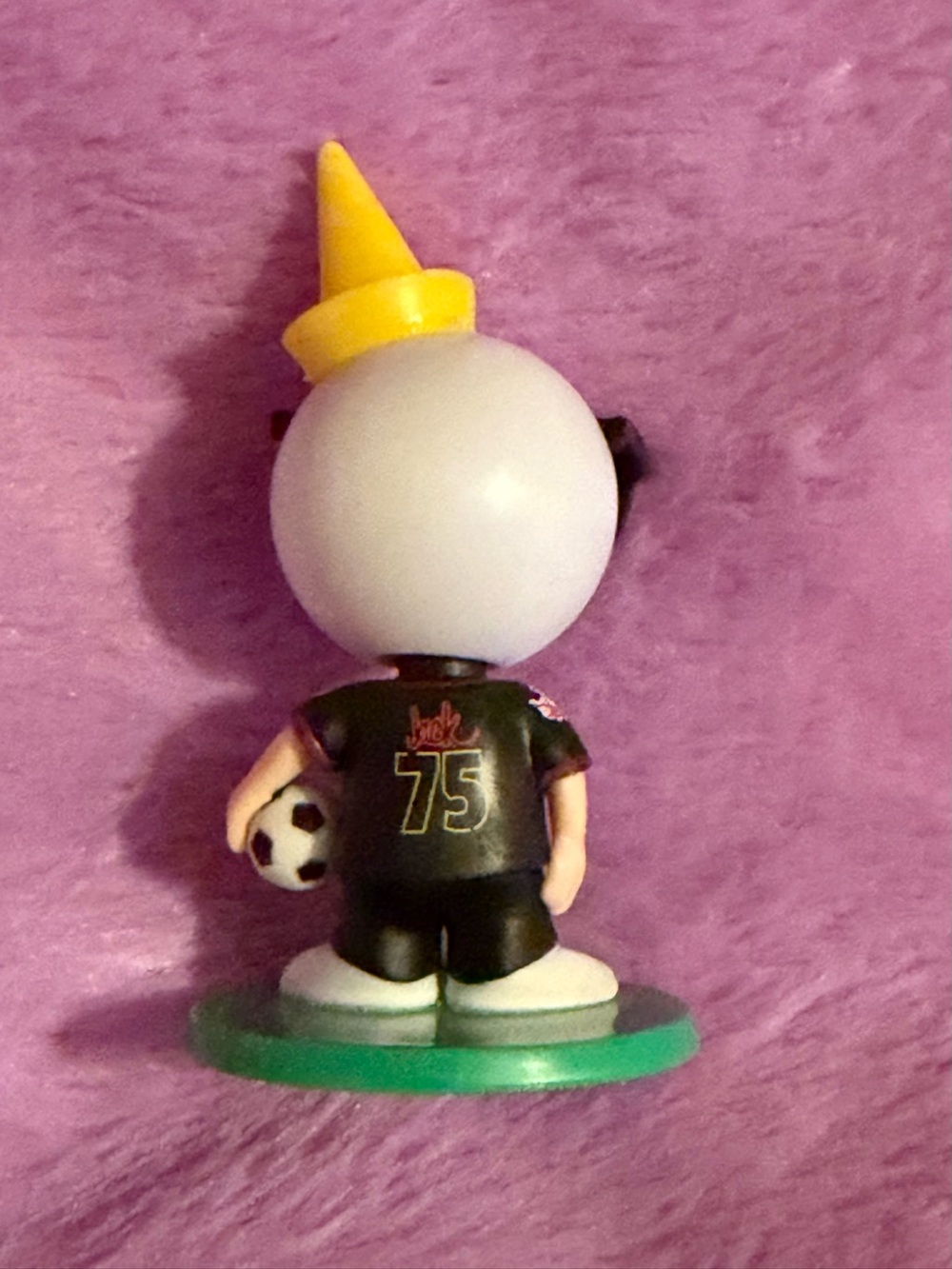 Jack In The Box Hot Ones Soccer and USA Bobblehead Set with Yellow Cone Hats New - Picture 5 of 5